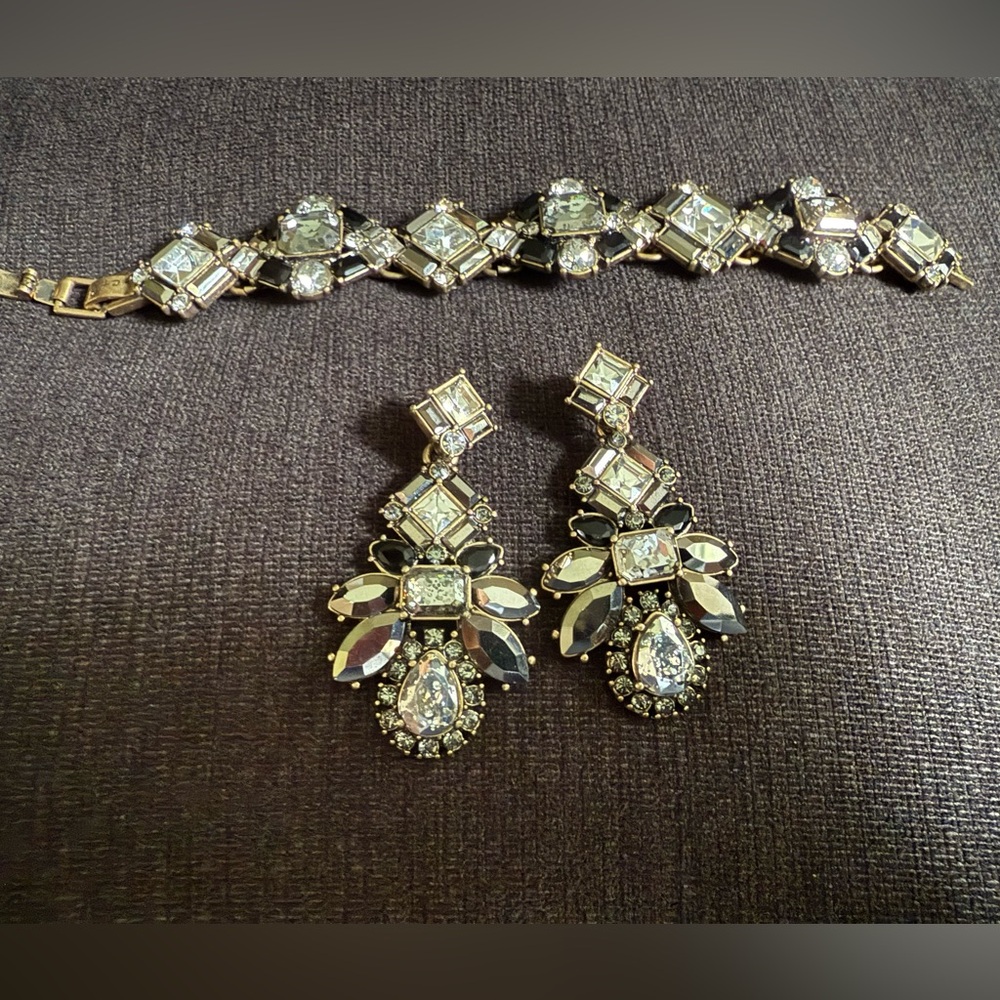 Chloe & Isabel Midnight Palace Bracelet & Earrings (convertible)